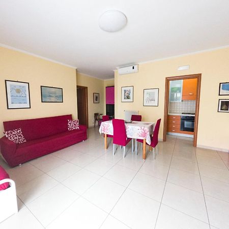 Residence Calle Del Porto Manfredonia Eksteriør bilde